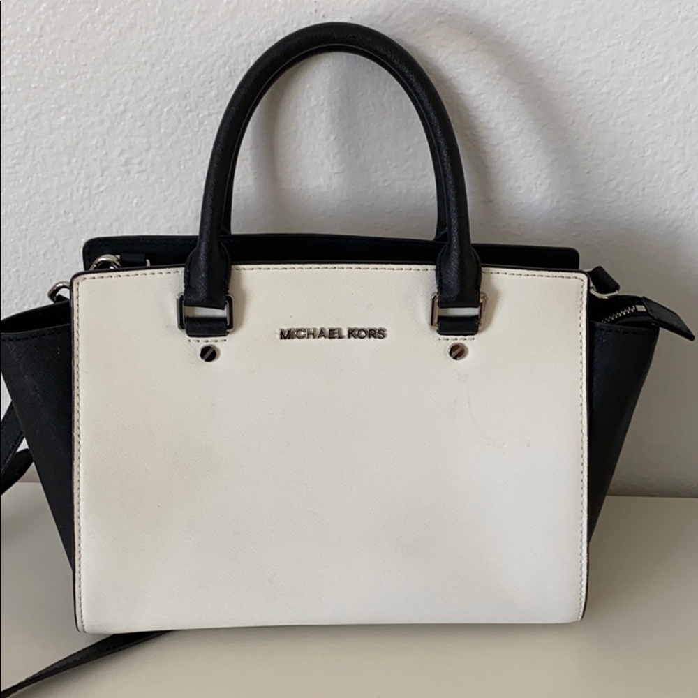 Michael Kors Selma medium black & white